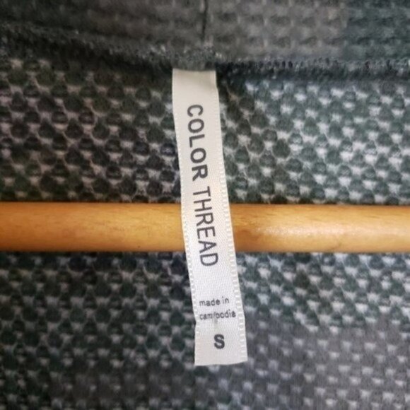 Color Threads | Camo Waffle Open Front Cardigan Size Small - Picture 5 of 5